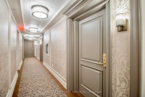 Photo 25 at 815 - 9255 Jane Street, Maple, Vaughan