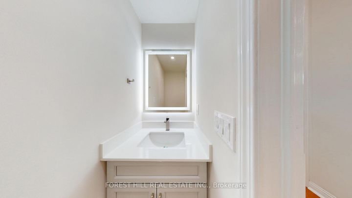 Photo 8 at 4 Lionheart Lane, Berczy, Markham