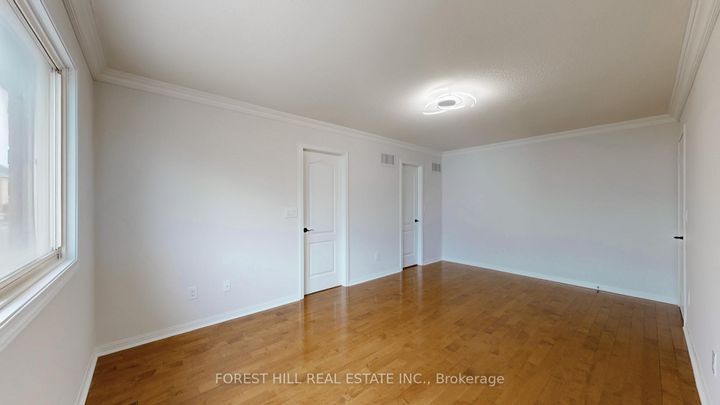 Photo 12 at 4 Lionheart Lane, Berczy, Markham