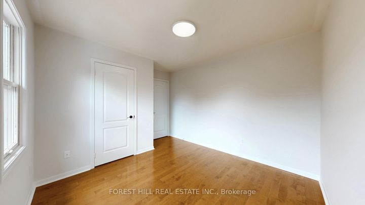 Photo 17 at 4 Lionheart Lane, Berczy, Markham