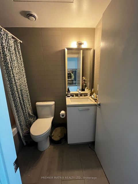 Photo 5 at 1102 - 224 King Street W, Waterfront Communities C1, Toronto Photo 5 at 1102 - 224 King Street W, Waterfront Communities C1, Toronto