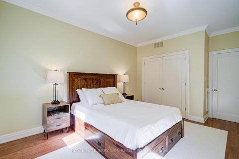 Photo 29 at 221 St Leonard's Avenue, York Mills, Toronto