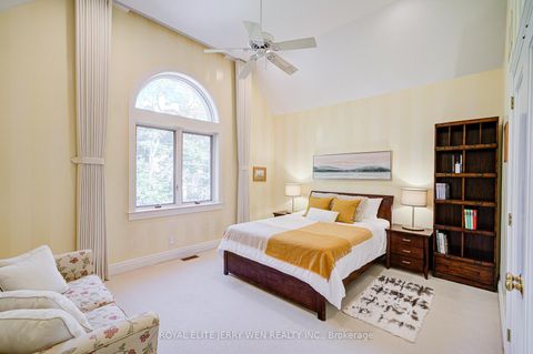 Photo 31 at 221 St Leonard's Avenue, York Mills, Toronto