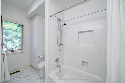 Photo 33 at 221 St Leonard's Avenue, York Mills, Toronto