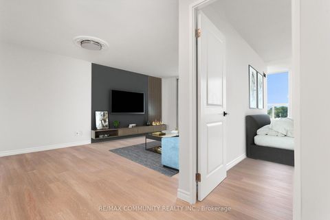 Photo 1 at 501 - 330 Mccowan Road, Eglinton East, Toronto