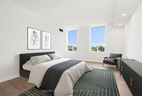 Photo 3 at 501 - 330 Mccowan Road, Eglinton East, Toronto
