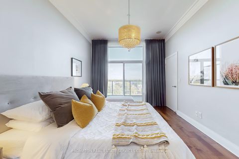Photo 15 at Ph703 - 399 Spring Garden Avenue, Willowdale East, Toronto