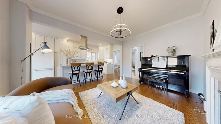 Photo 7 at 543 Greig Circle, College Manor, Newmarket