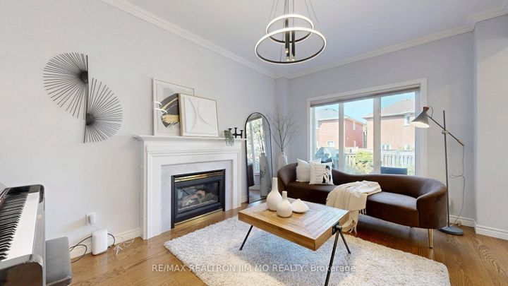 Photo 8 at 543 Greig Circle, College Manor, Newmarket