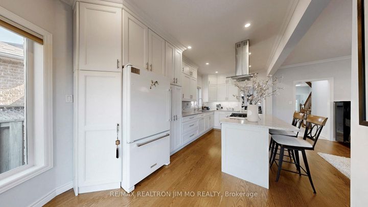Photo 15 at 543 Greig Circle, College Manor, Newmarket