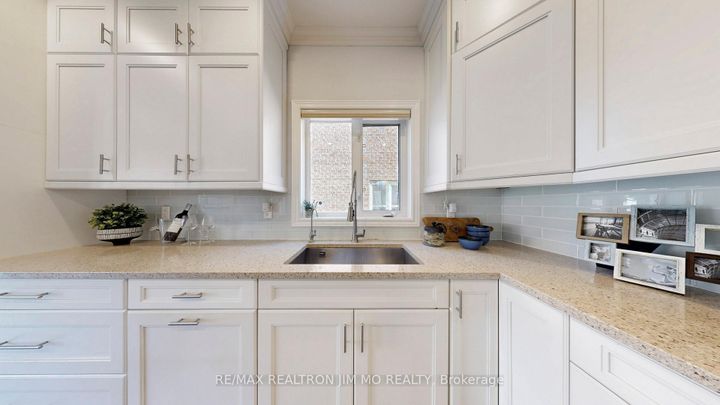 Photo 17 at 543 Greig Circle, College Manor, Newmarket
