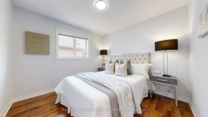 Photo 28 at 543 Greig Circle, College Manor, Newmarket