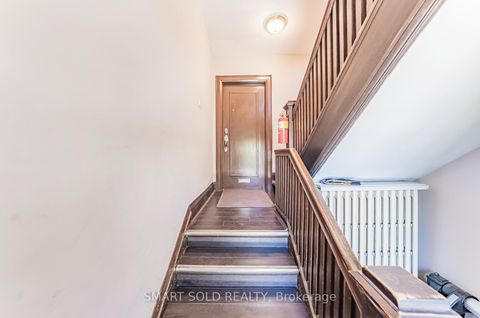 Photo 3 at 889 Avenue Road, Eglinton, Toronto