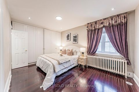 Photo 11 at 889 Avenue Road, Eglinton, Toronto