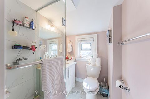 Photo 32 at 889 Avenue Road, Eglinton, Toronto