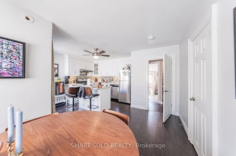 Photo 33 at 889 Avenue Road, Eglinton, Toronto