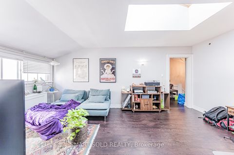 Photo 36 at 889 Avenue Road, Eglinton, Toronto