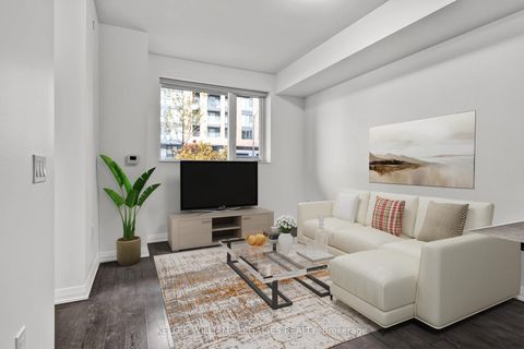 Photo 13 at 106 - 99 Eagle Rock Way, Rural Vaughan, Vaughan