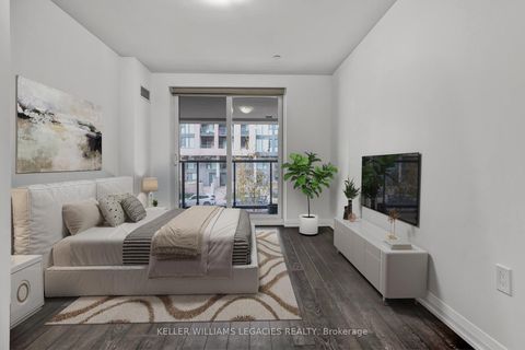 Photo 20 at 106 - 99 Eagle Rock Way, Rural Vaughan, Vaughan