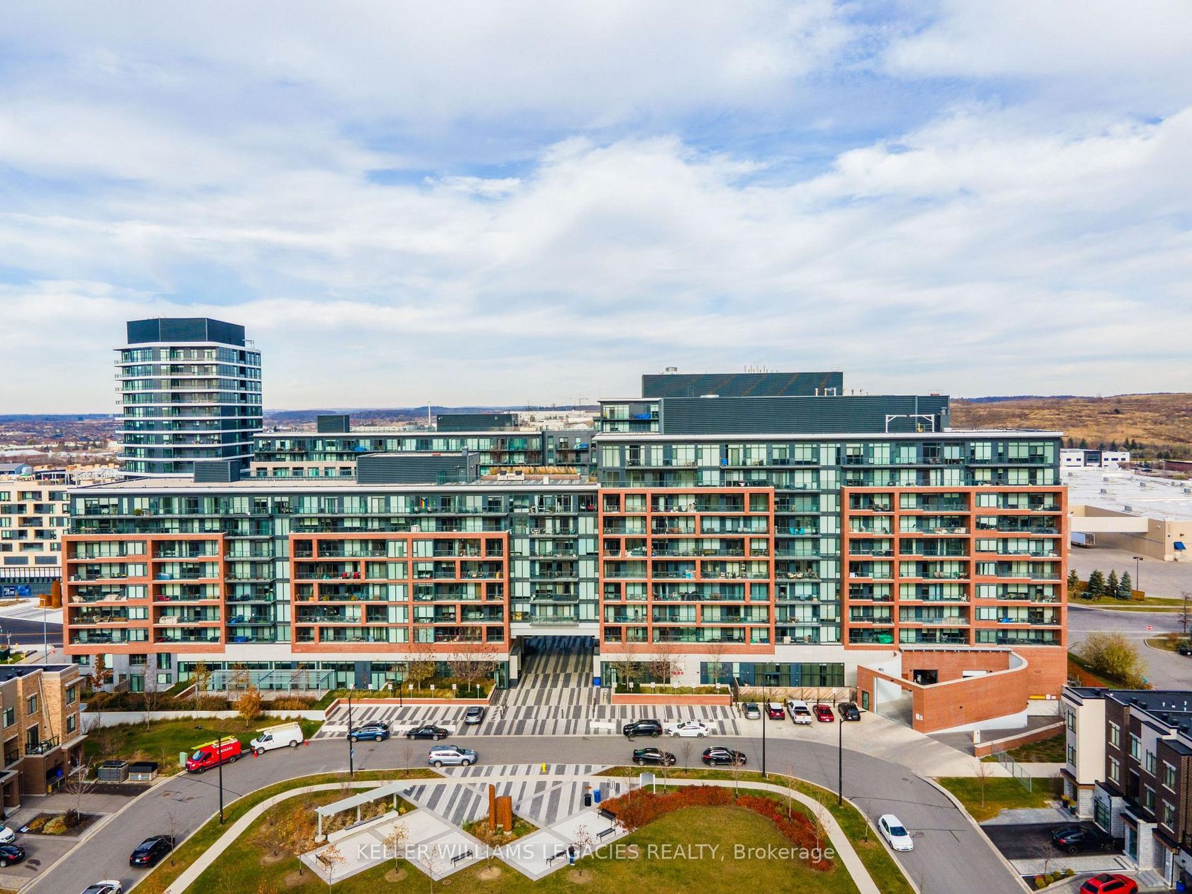 106 - 99 Eagle Rock Way, Rural Vaughan, Vaughan 