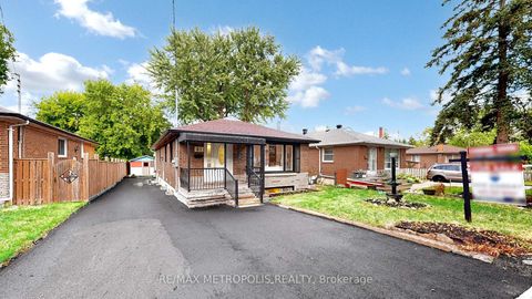 Photo 1 at 81 Sedgemount Drive, Woburn, Toronto