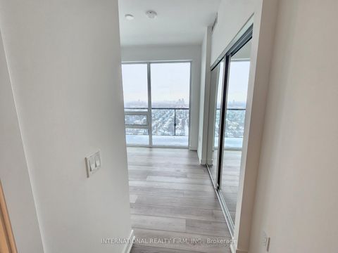 Photo 6 at 2912 - 127 Broadway Avenue, Mount Pleasant West, Toronto