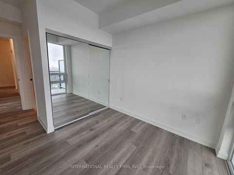 Photo 7 at 2912 - 127 Broadway Avenue, Mount Pleasant West, Toronto
