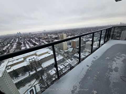 Photo 20 at 2912 - 127 Broadway Avenue, Mount Pleasant West, Toronto