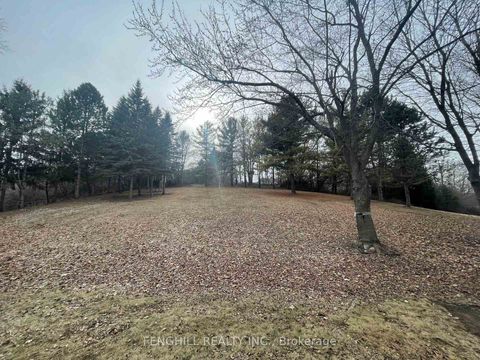 Photo 2 at 8 Blue Grass Drive, Aurora Estates, Aurora Photo 2 at 8 Blue Grass Drive, Aurora Estates, Aurora