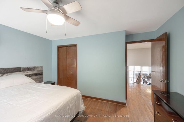 Photo 27 at 18 Loomis Court, York University Heights, Toronto