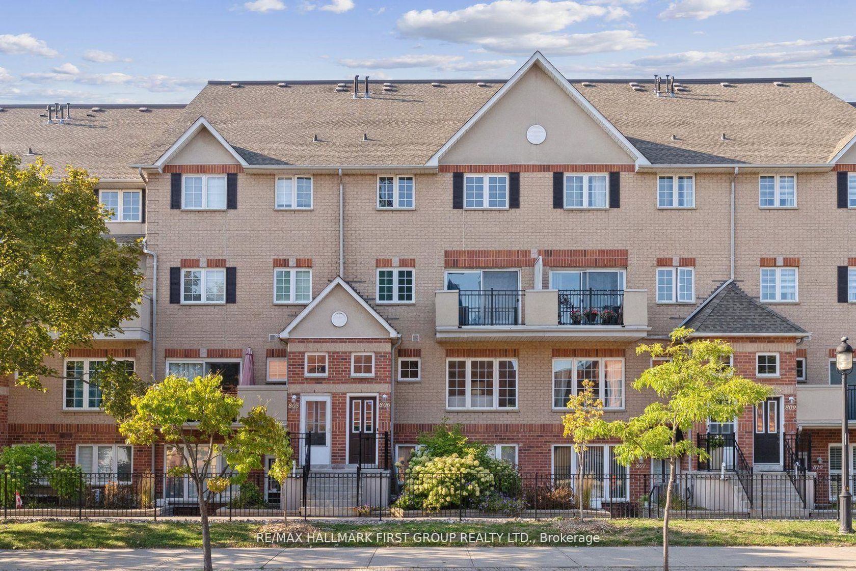 806 - 1400 The Esplanade Road N, Town Centre, Pickering 2