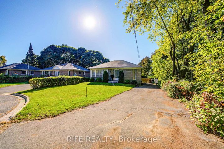 Photo 0 at 306 Wenlock Street, Harding, Richmond Hill