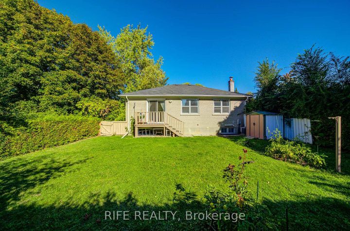 Photo 19 at 306 Wenlock Street, Harding, Richmond Hill