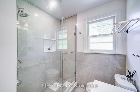 Photo 9 at 306 Wenlock Street, Harding, Richmond Hill