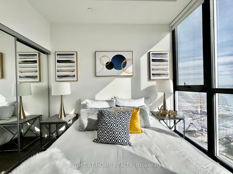 Photo 22 at 3709 - 2908 Highway 7 Road E, Concord, Vaughan