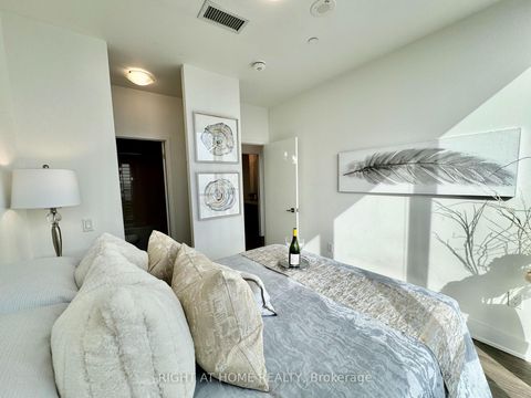 Photo 29 at 3709 - 2908 Highway 7 Road E, Concord, Vaughan