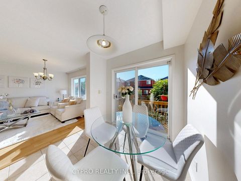 Photo 12 at 33 Bilbrough Street, Bayview Northeast, Aurora