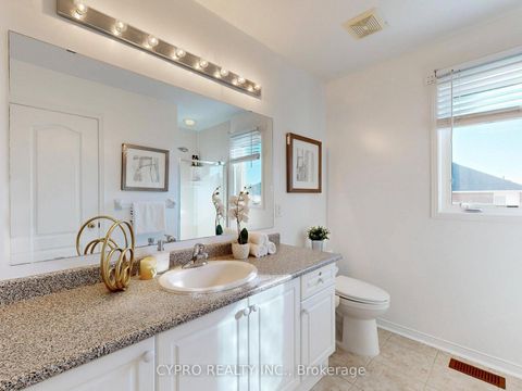 Photo 19 at 33 Bilbrough Street, Bayview Northeast, Aurora