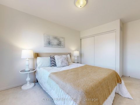 Photo 25 at 33 Bilbrough Street, Bayview Northeast, Aurora