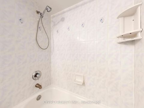 Photo 32 at 33 Bilbrough Street, Bayview Northeast, Aurora
