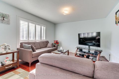 Photo 17 at 231 Knapton Drive, Woodland Hill, Newmarket