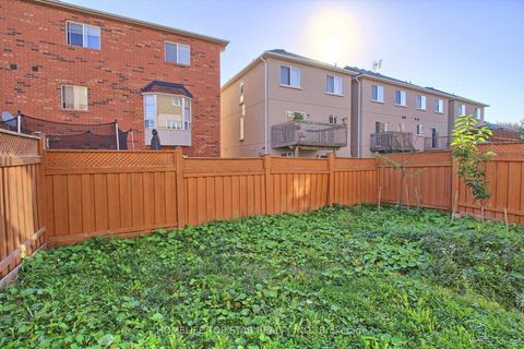 Photo 34 at 231 Knapton Drive, Woodland Hill, Newmarket