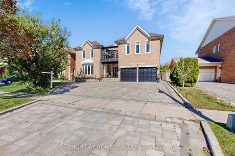 Photo 1 at 8 Springbrook Drive, Langstaff, Richmond Hill