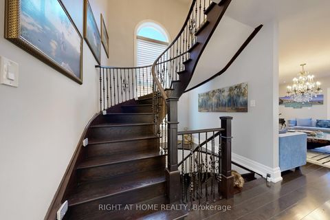 Photo 18 at 8 Springbrook Drive, Langstaff, Richmond Hill