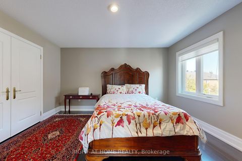 Photo 31 at 8 Springbrook Drive, Langstaff, Richmond Hill