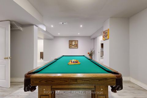 Photo 33 at 8 Springbrook Drive, Langstaff, Richmond Hill