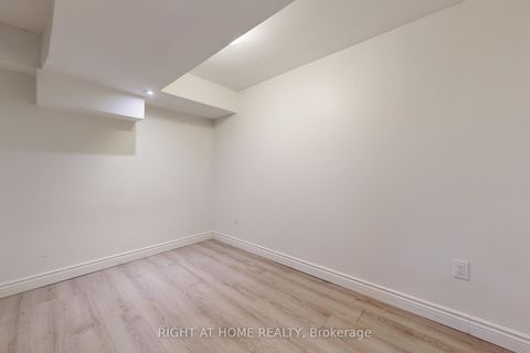 Photo 38 at 8 Springbrook Drive, Langstaff, Richmond Hill