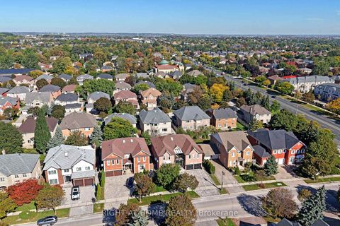 Photo 48 at 8 Springbrook Drive, Langstaff, Richmond Hill