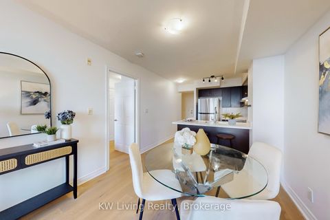 Photo 4 at 509 - 225 Wellesley Street E, South St. James Town, Toronto
