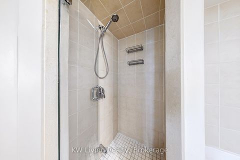Photo 13 at 509 - 225 Wellesley Street E, South St. James Town, Toronto